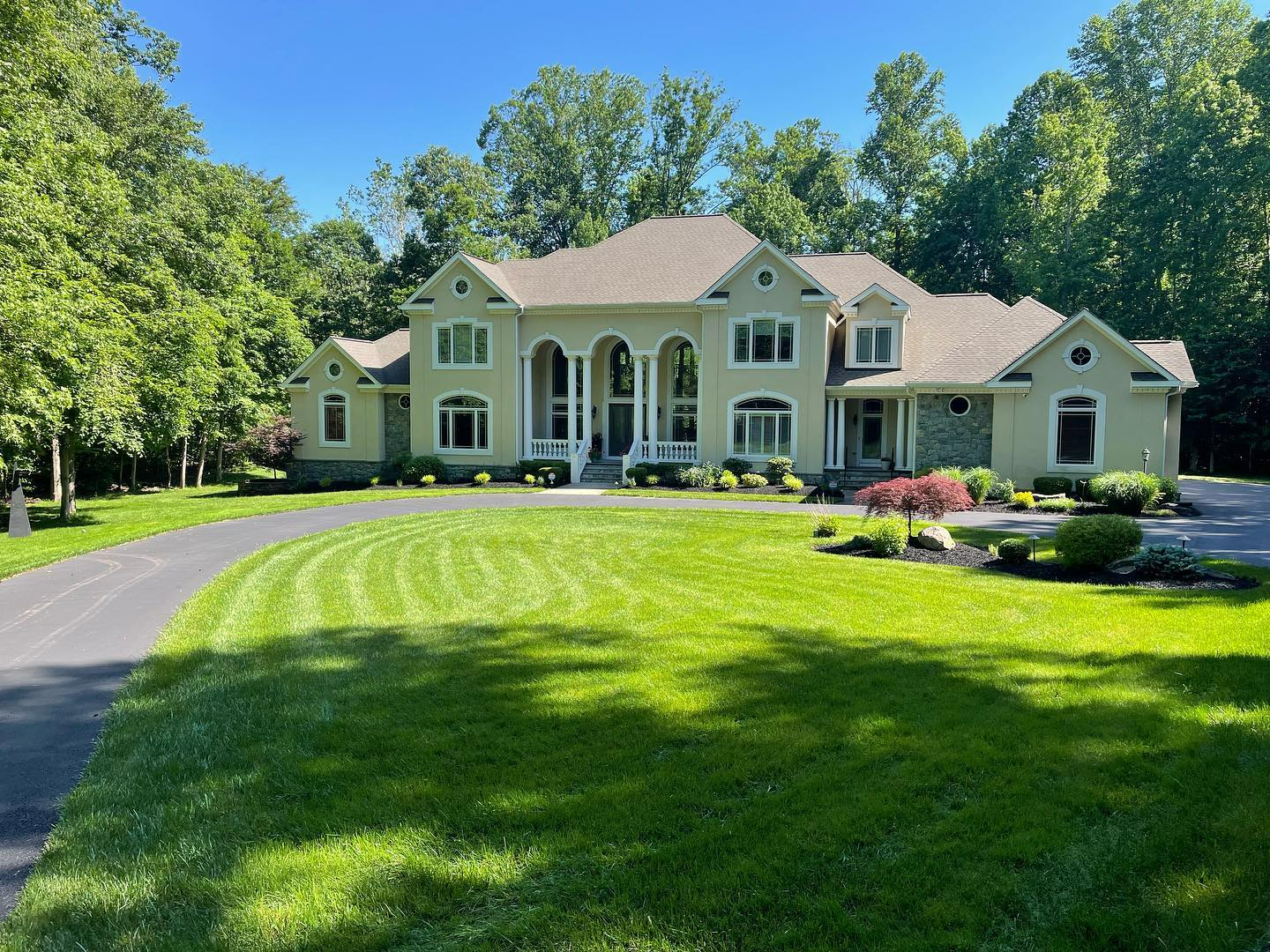 Lawn and Landscape Service