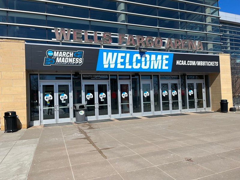 The exterior entrance of Wells Fargo Arena featuring 
