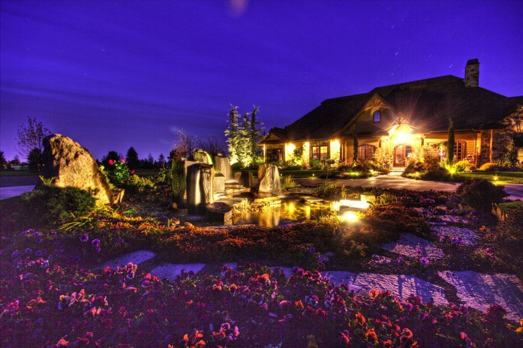 Basalt column fountain