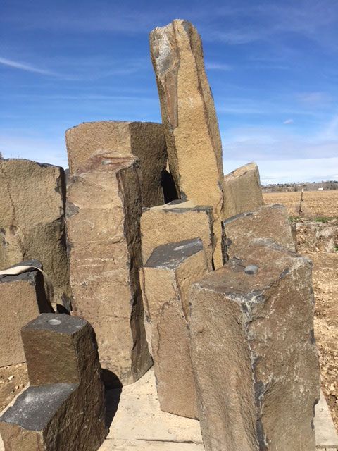 Basalt column fountain