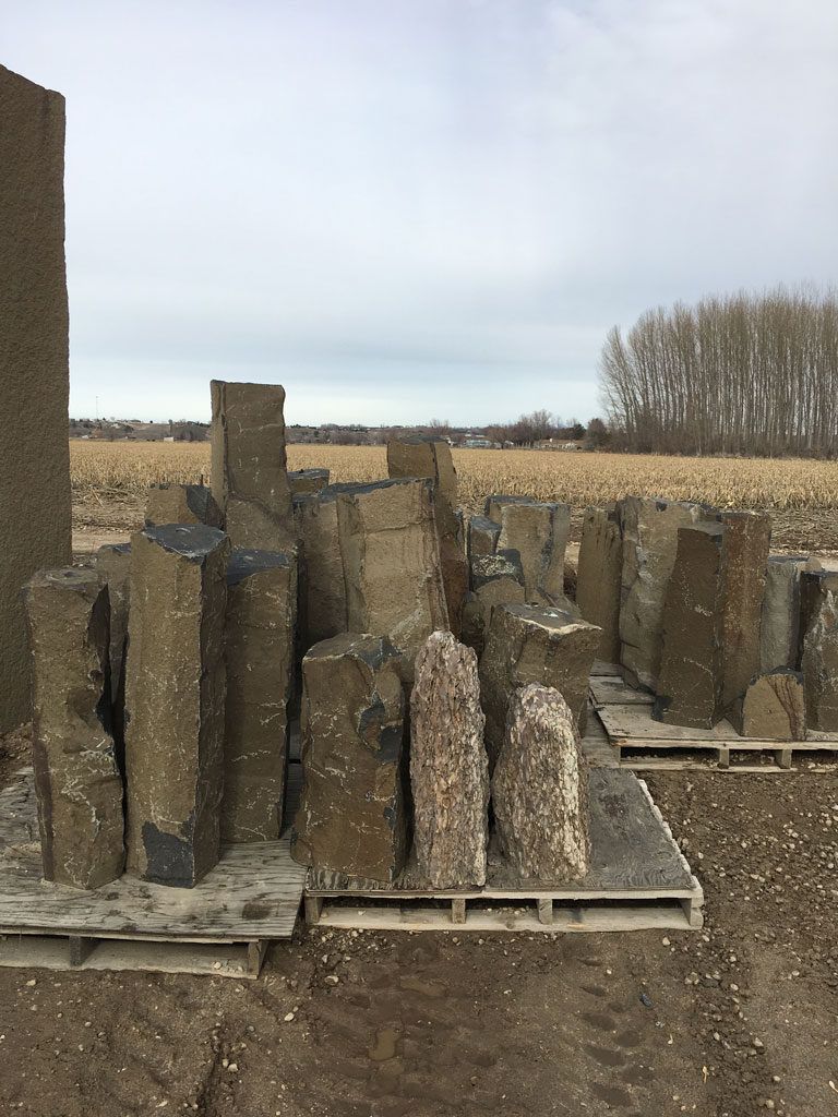Basalt column fountain