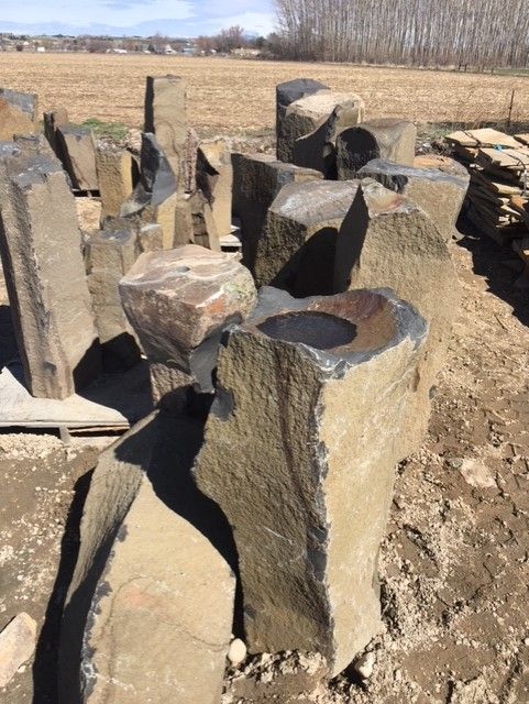 Basalt column fountain