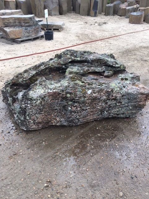 Bubbler mountain stone