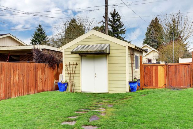 Quaker Sheds