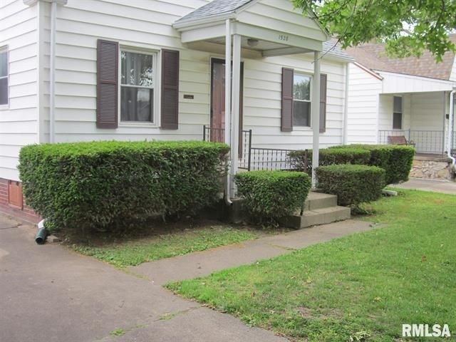 1528 W Monroe Street