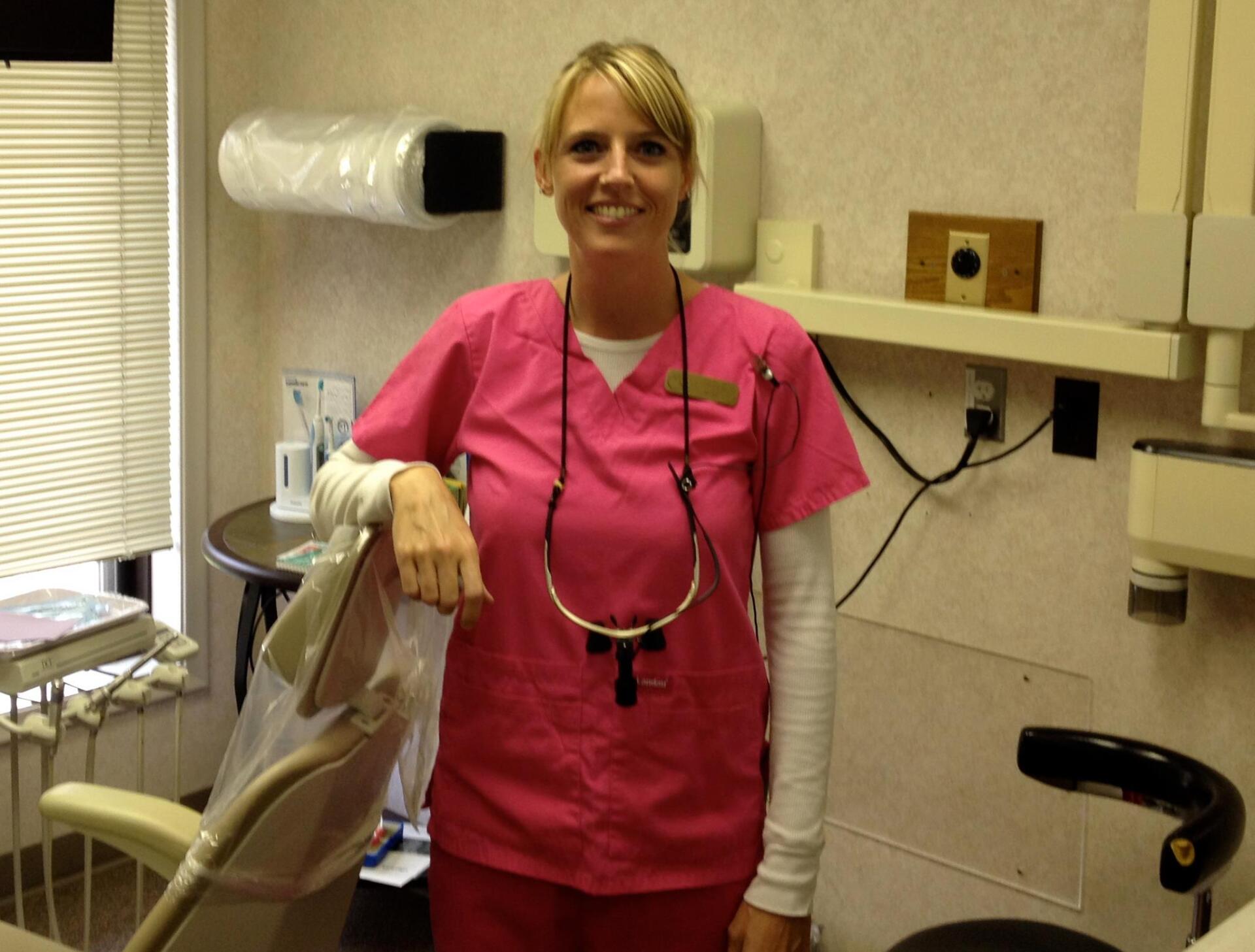 Dental hygienist in pink