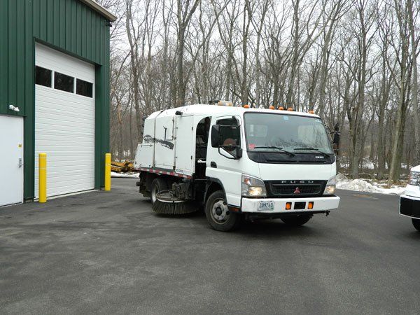 Xpress Sweeping sweeper truck