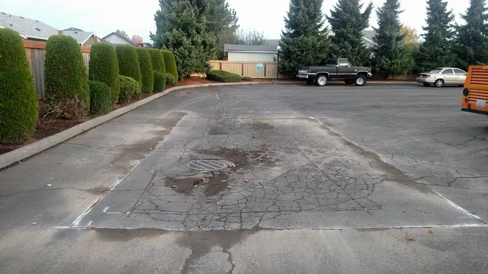 Asphalt Patching & Asphalt Paving