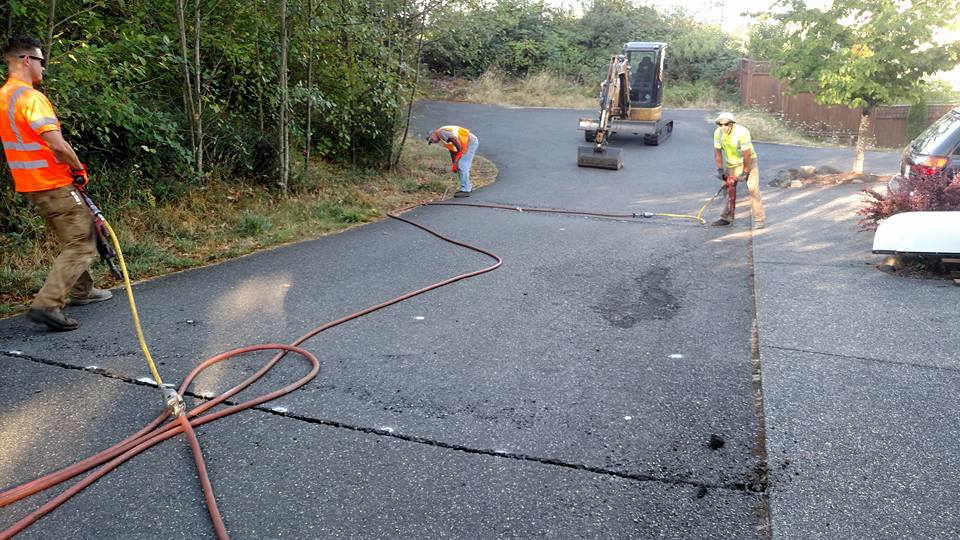 Asphalt Patching & Asphalt Paving