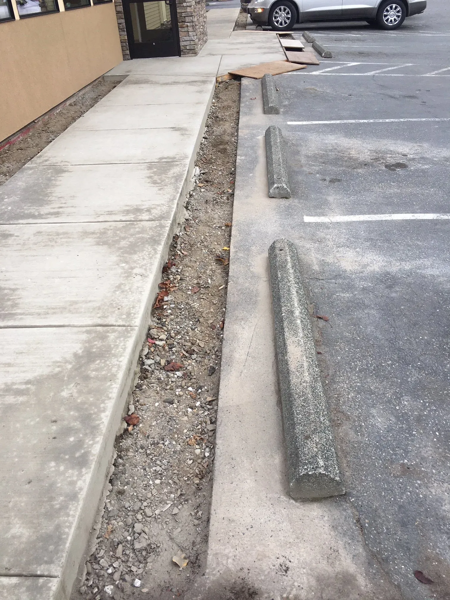 Asphalt Patching & Asphalt Paving