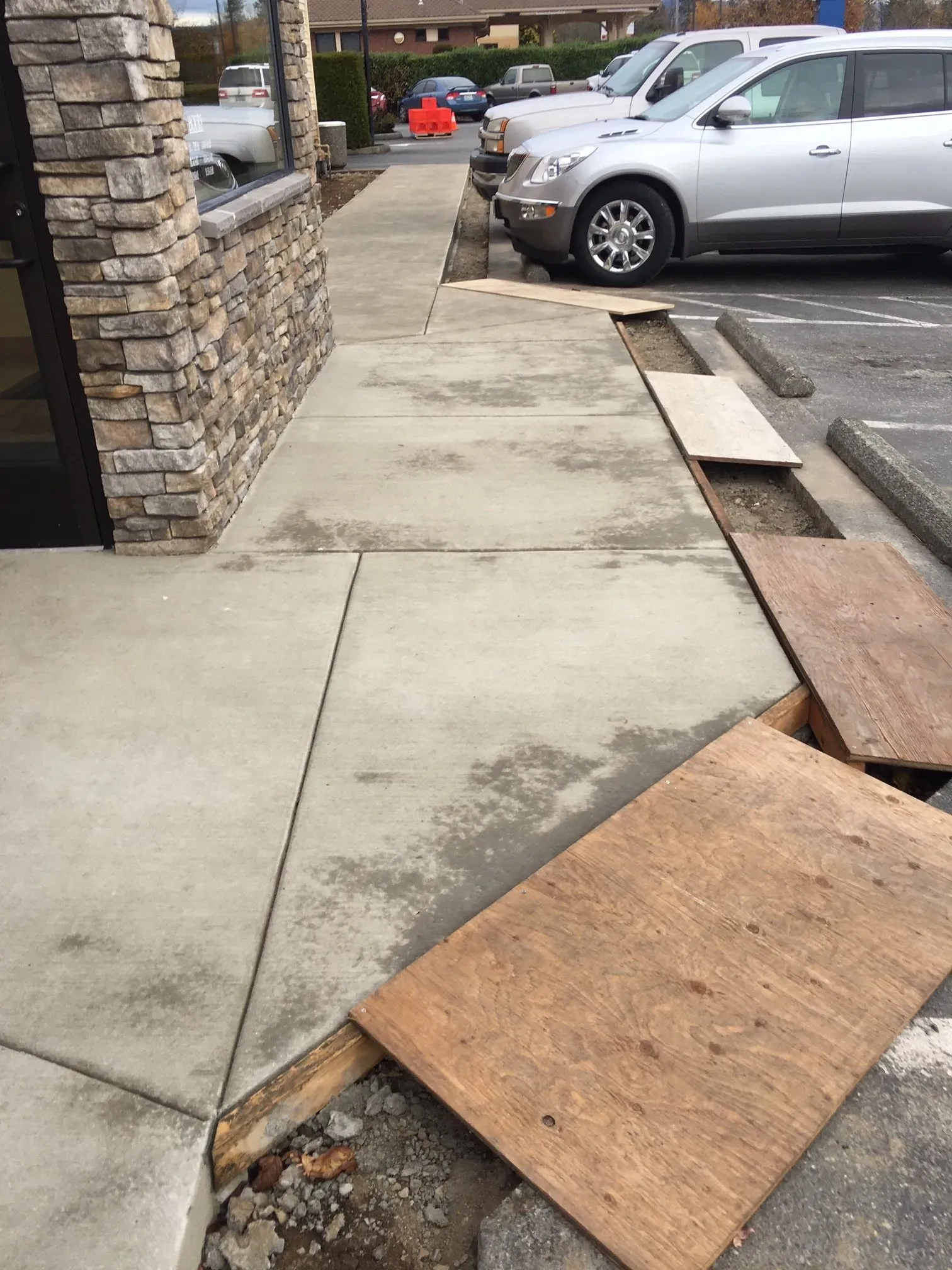 Asphalt Patching & Asphalt Paving