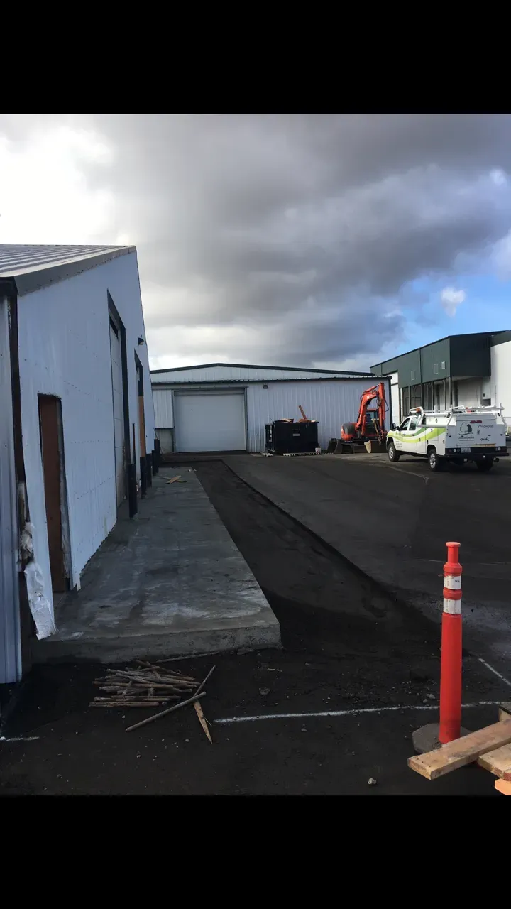 Asphalt Patching & Asphalt Paving