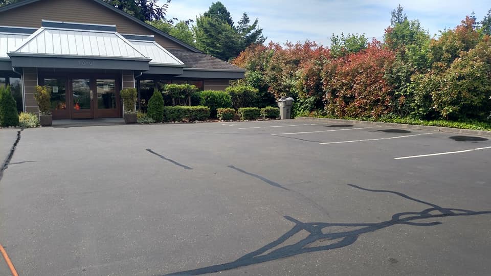 Asphalt Crack Sealing