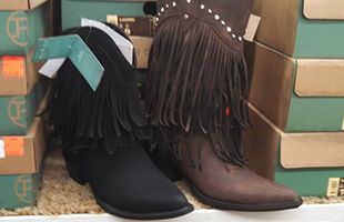 Ladies-work-boots