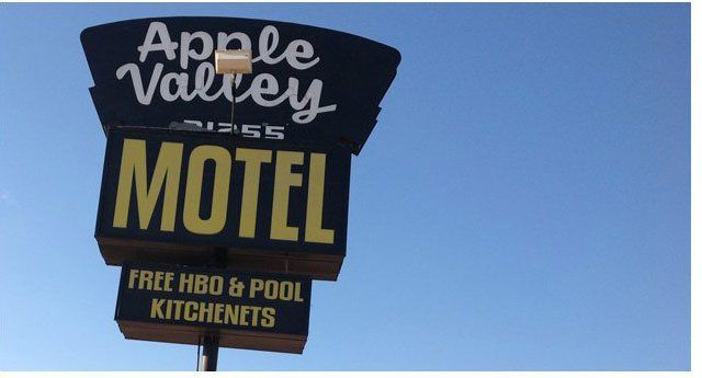 Apple Valley Motel signage