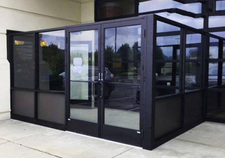 Commercial glass door