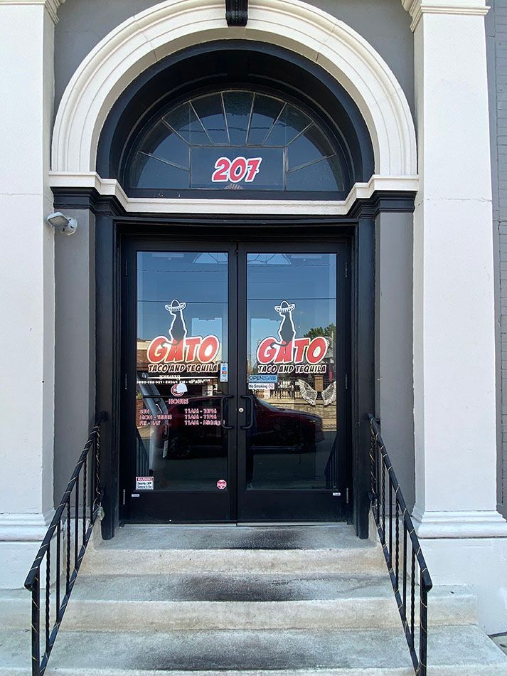 Commercial glass door