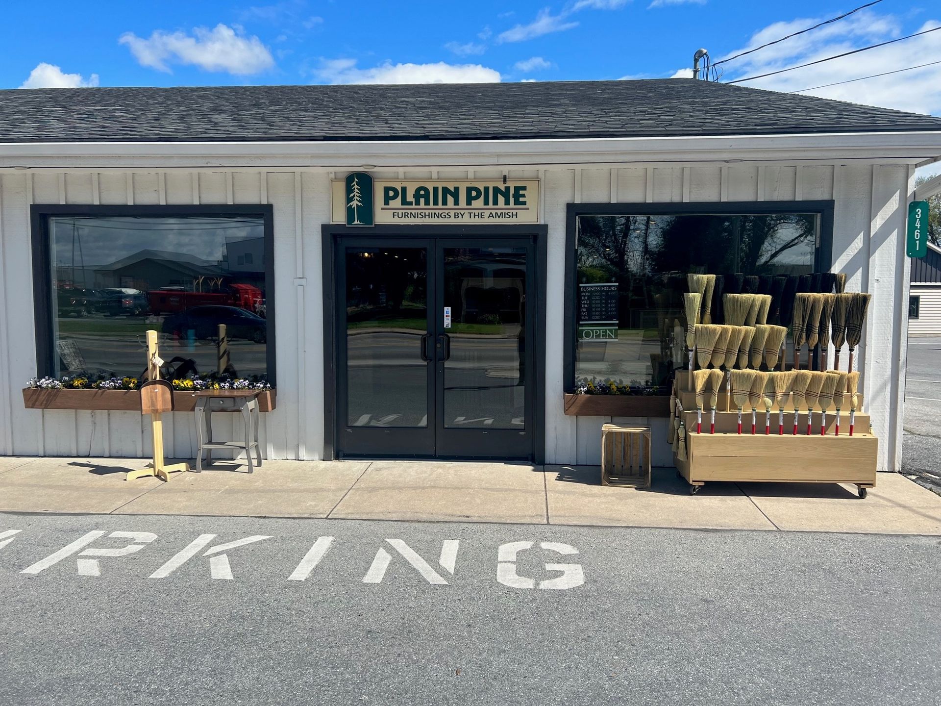 Pine Furniture 4 Storefront