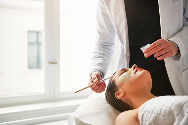 a signature ooh la lash treatment being performed.
