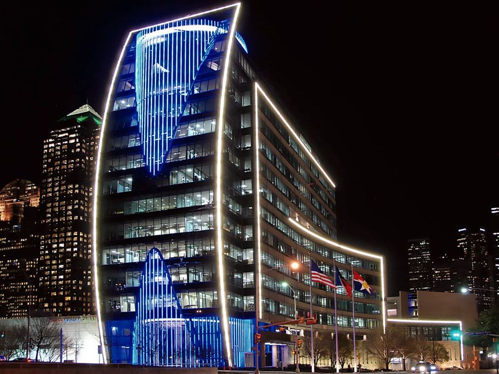 Compund curved curtain wall for the Hunt Oil HQ in Dallas, TX