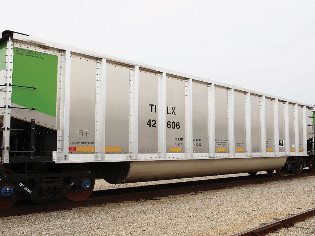 Heavy Alumium Extrusion forming & Machining for Heavy Rail