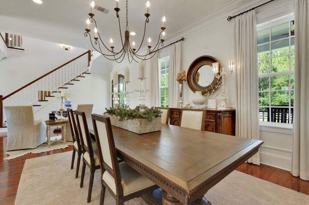 Luxury Vinyl Flooring Gulfport, MS Floor Co.