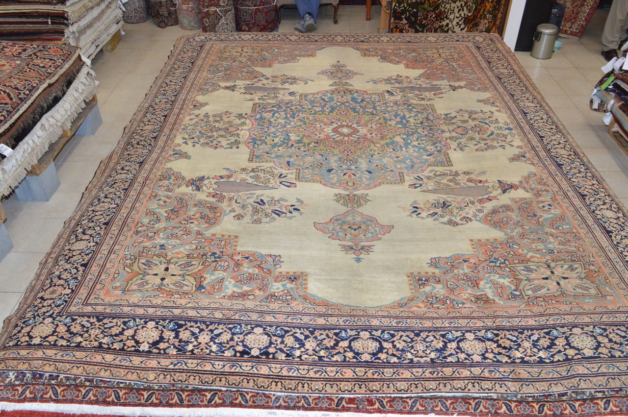 Antique Persian Farahan rug