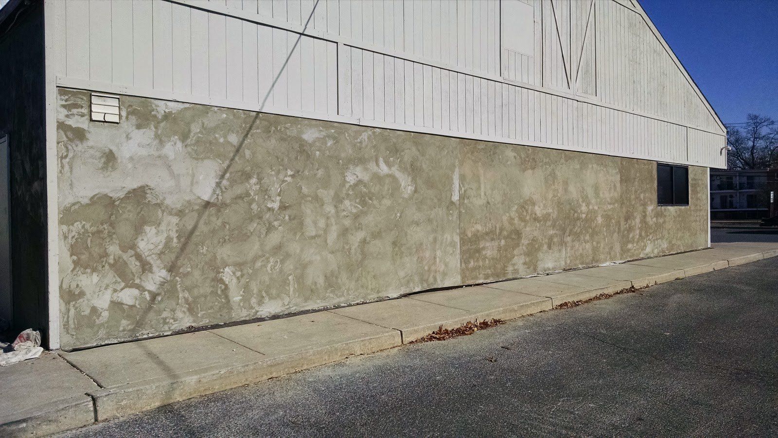Commercial building wall repair
