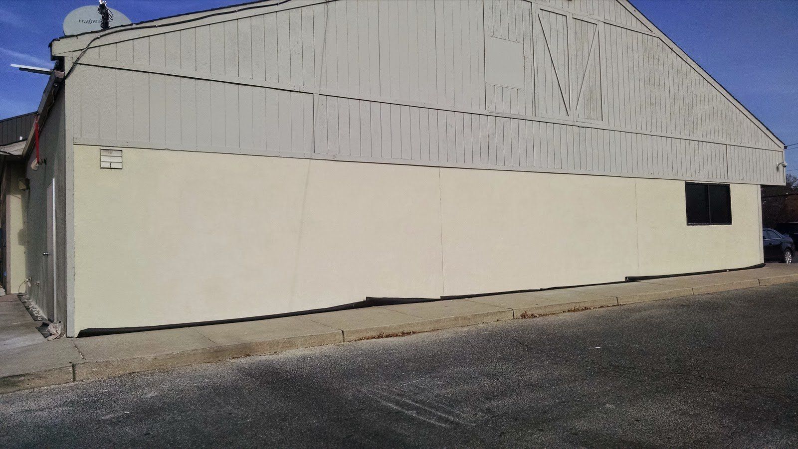 Commercial building wall repair