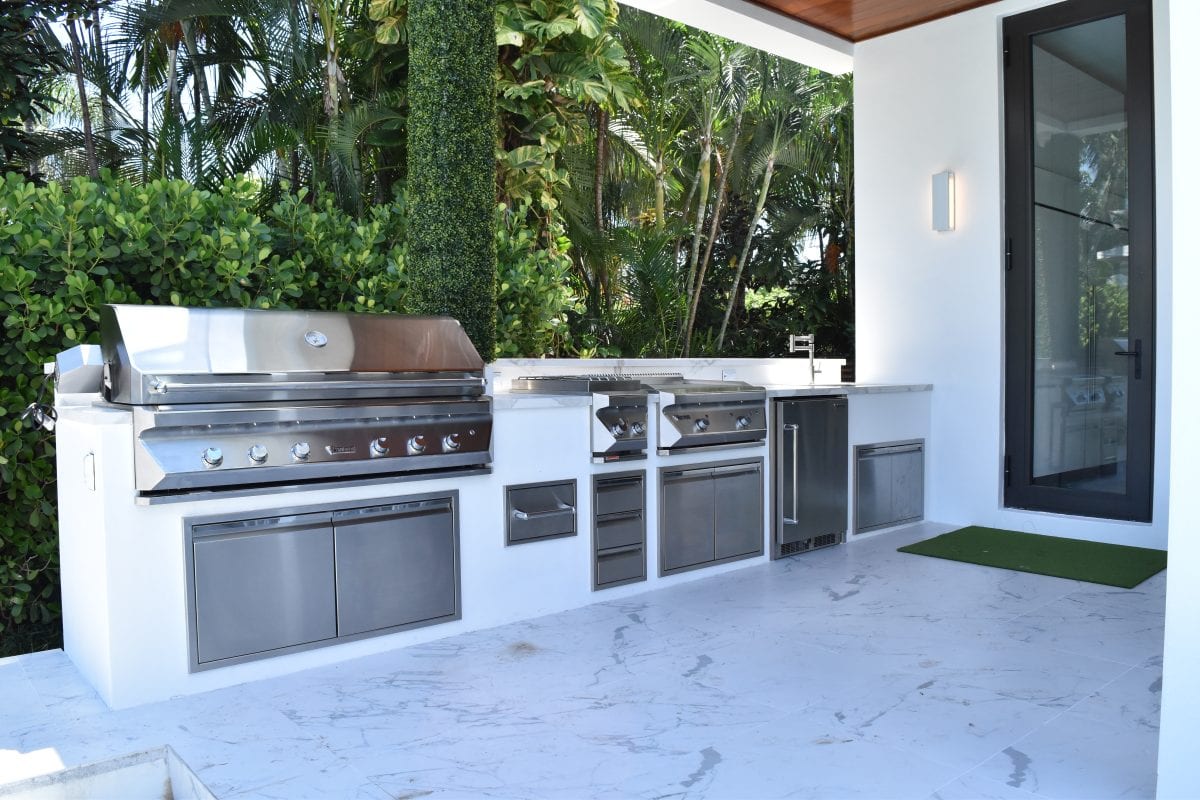 Custom Outdoor Kitchen Designs Ft Myers, Naples FL BuiltIn Grills