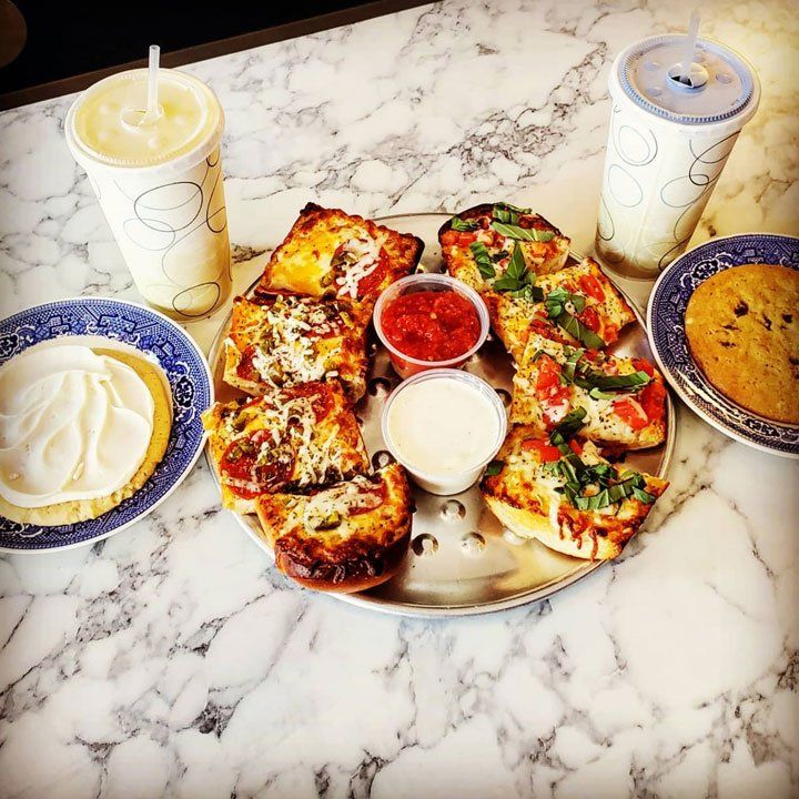 Cheesy breads with toppings