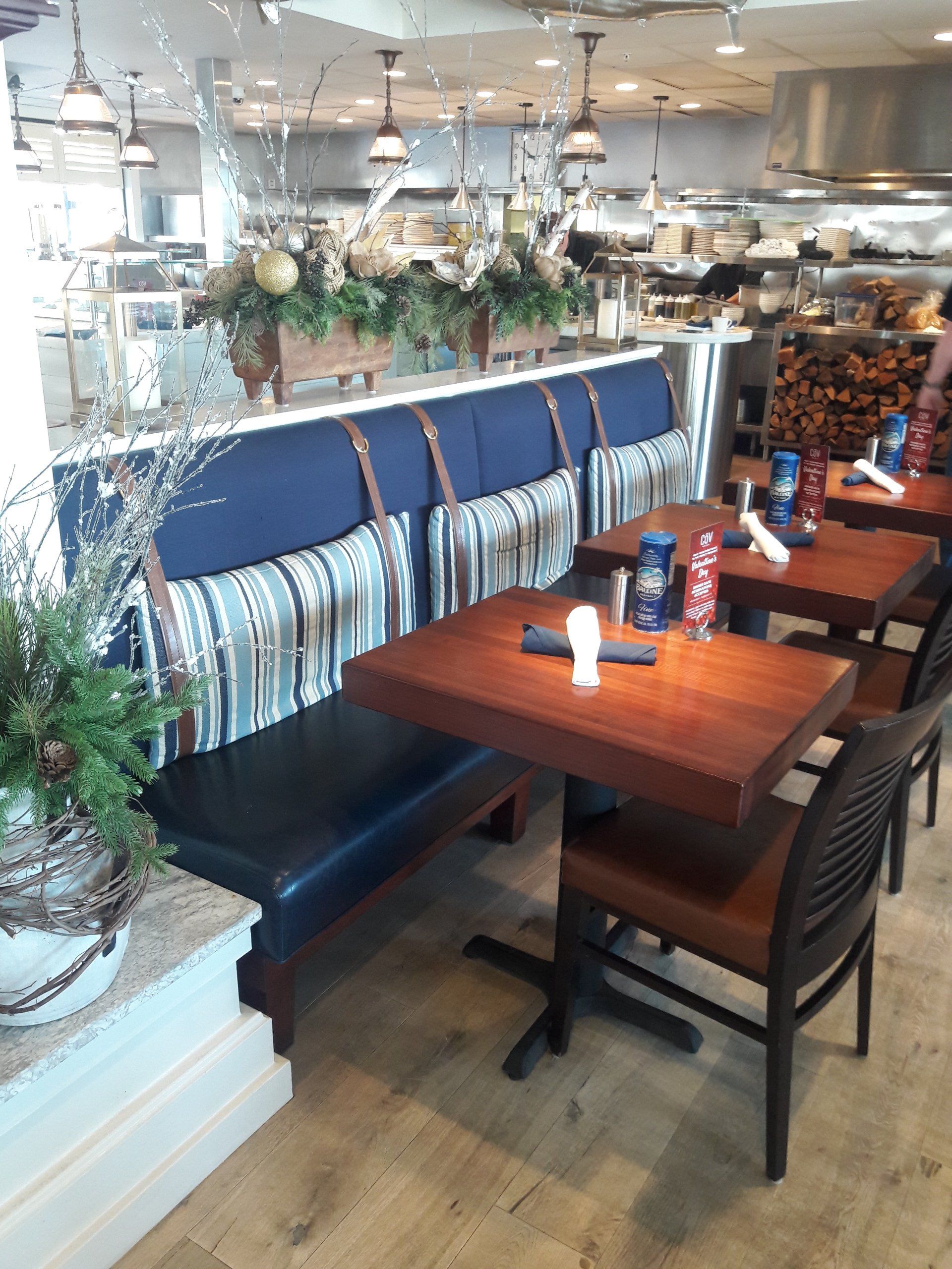 Restaurant Seating Before