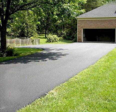 Landscape Paving Driveway Garage