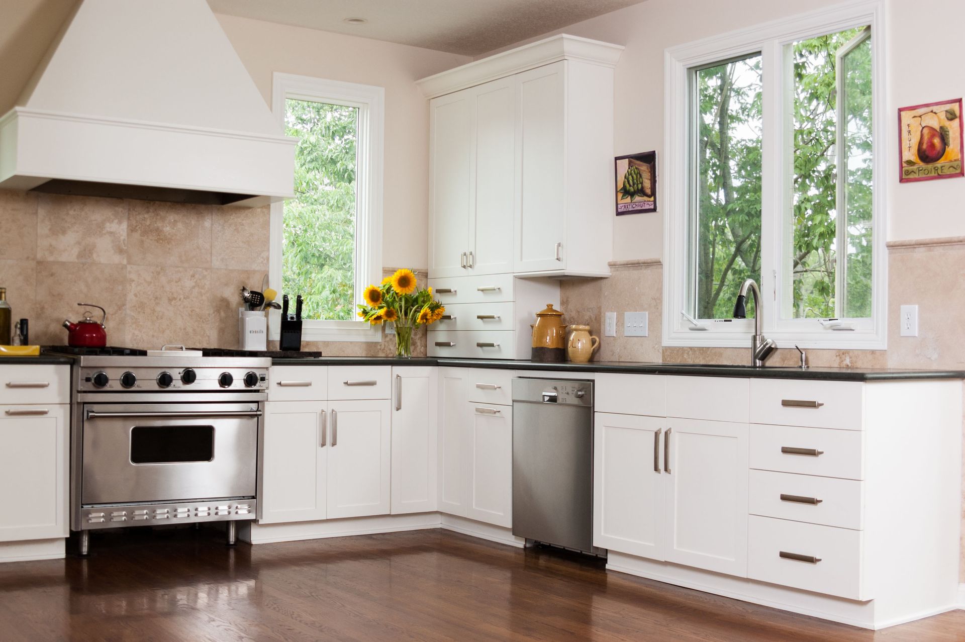 custom kitchen cabinet companies