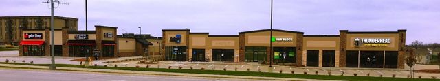 Shops At Traditions 1 and 2- Retail Space Available- Located at 1325 SW Oralabor Road. Home to Thunderhead, Pie Five, and Jimmy Johns!