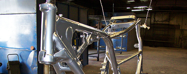 sandblasting bike frame
