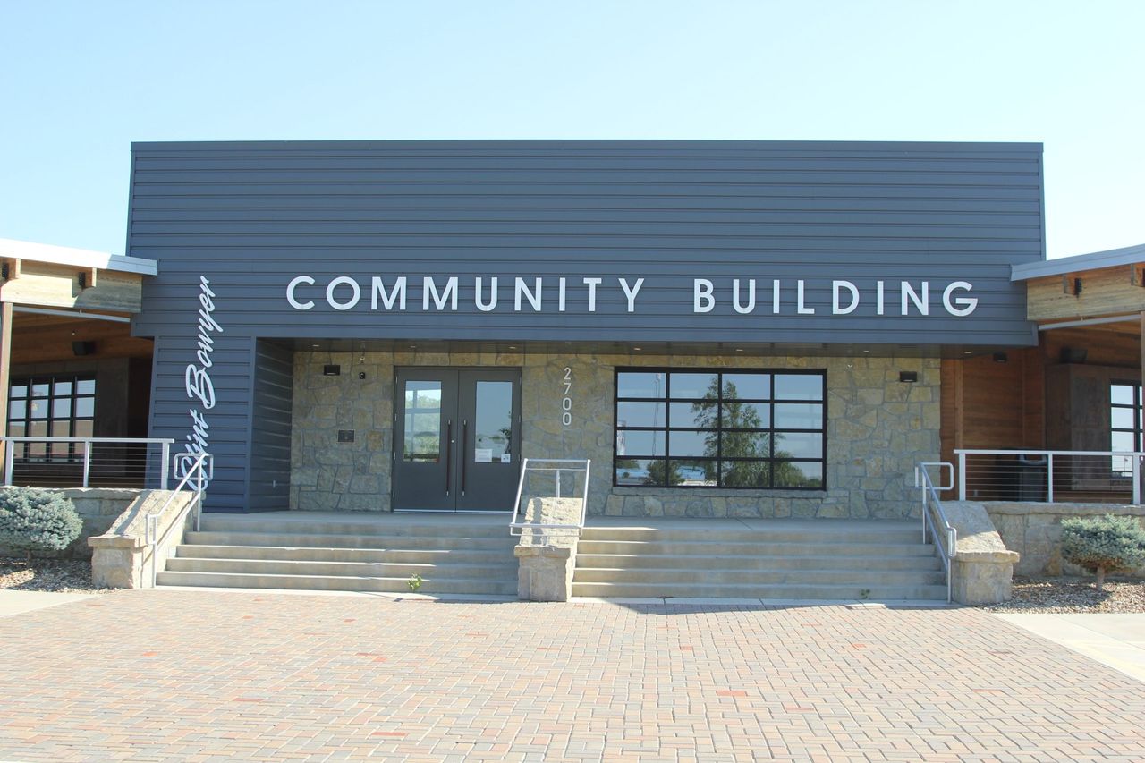 Metal & Plastic Letters