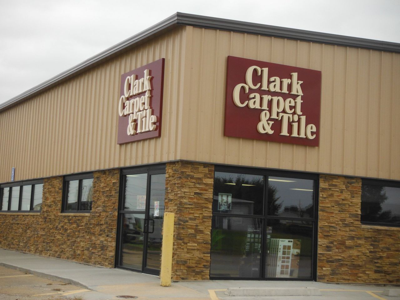 Metal & Plastic Letters