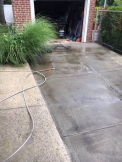 Before concrete driveway cleaning