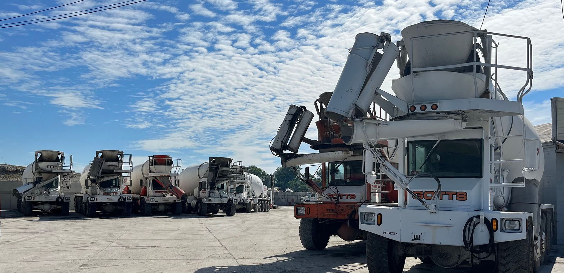 Concrete mix truck