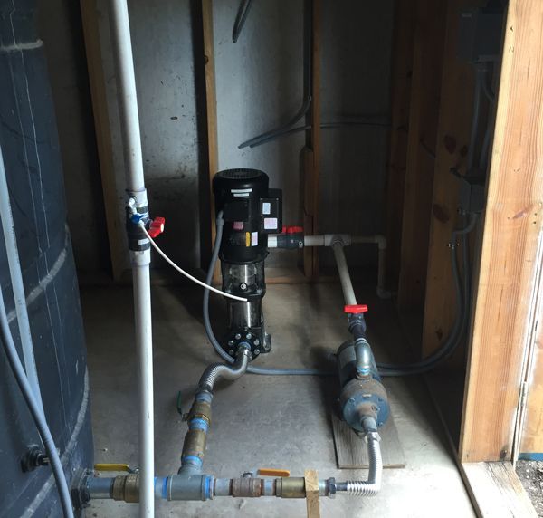 Submersible pumping system