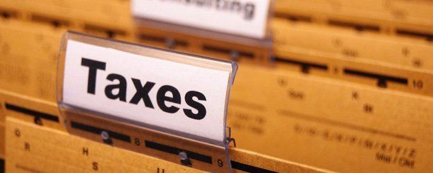 taxes folder