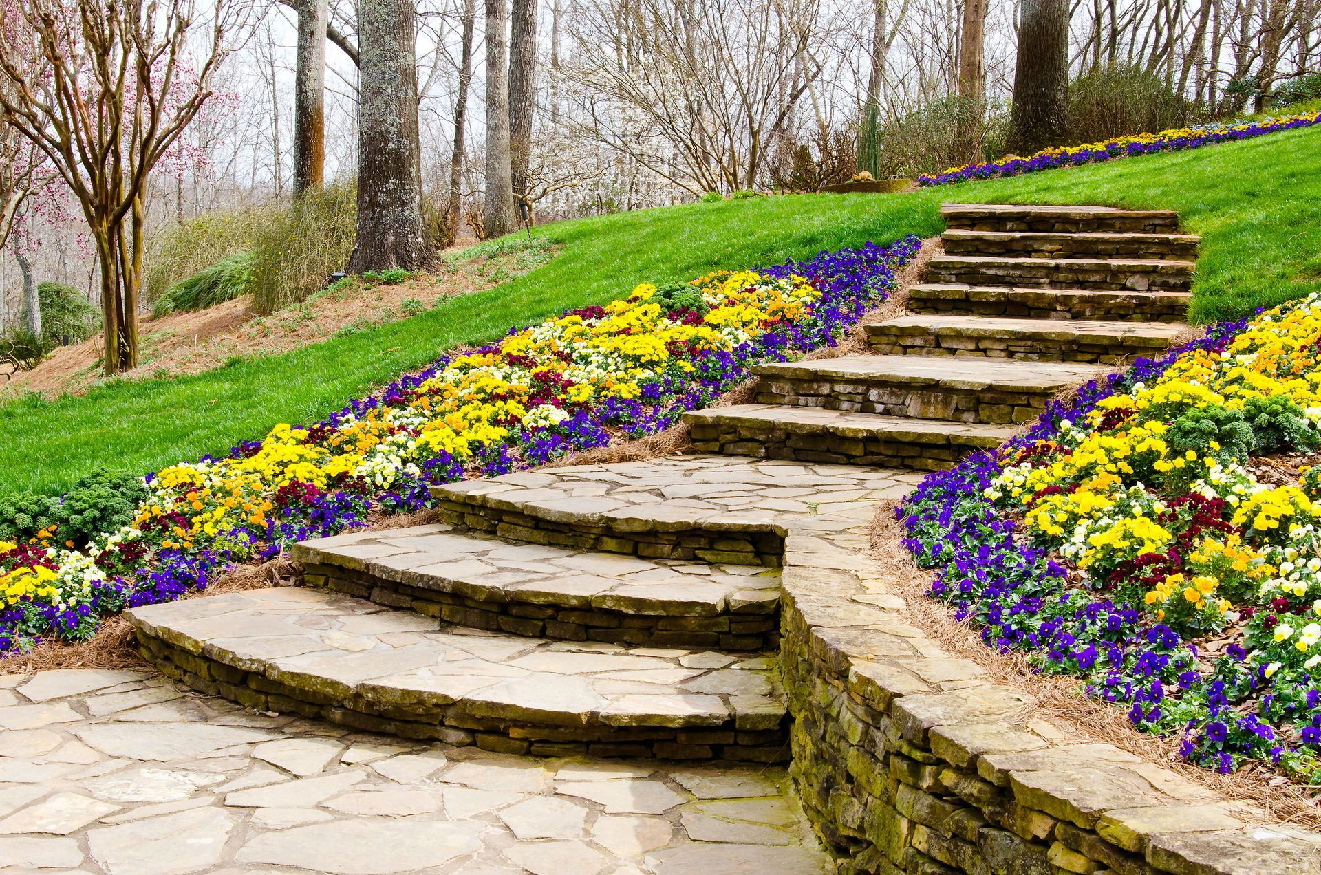 retaining wall builders