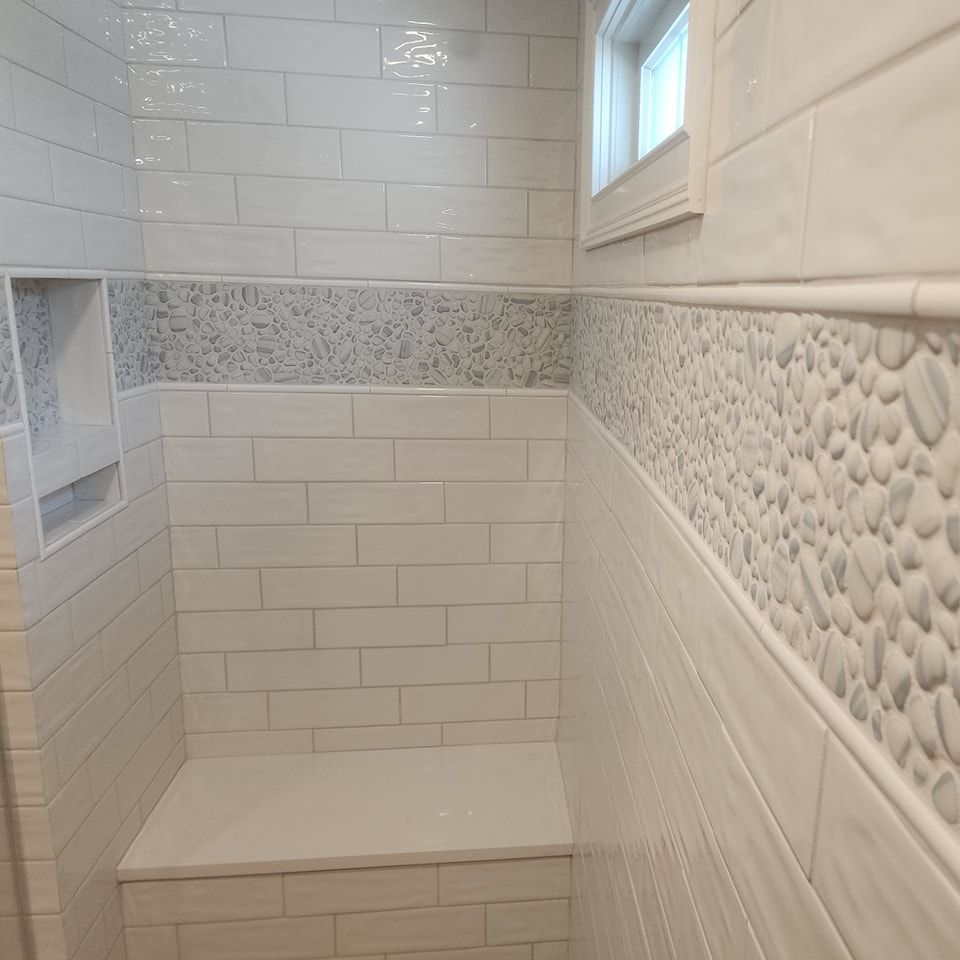 Bathroom backsplashes