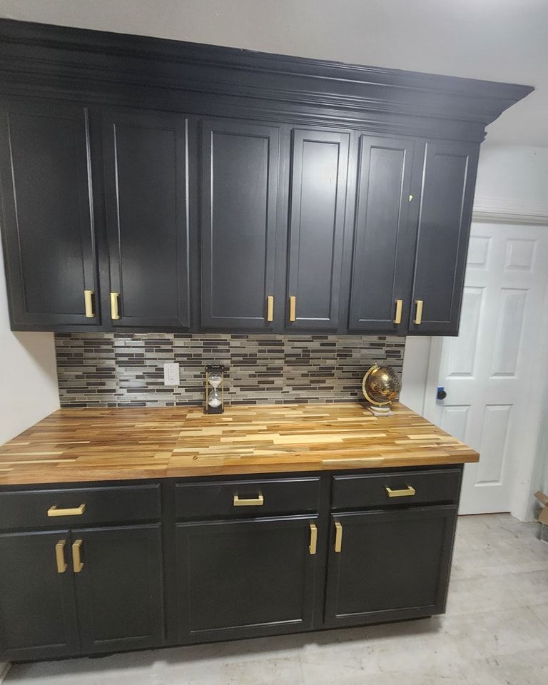 Nice cabinets