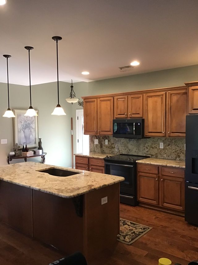 Bluegrass Marble & Granite kitchen