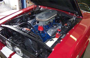 Auto engine repair service