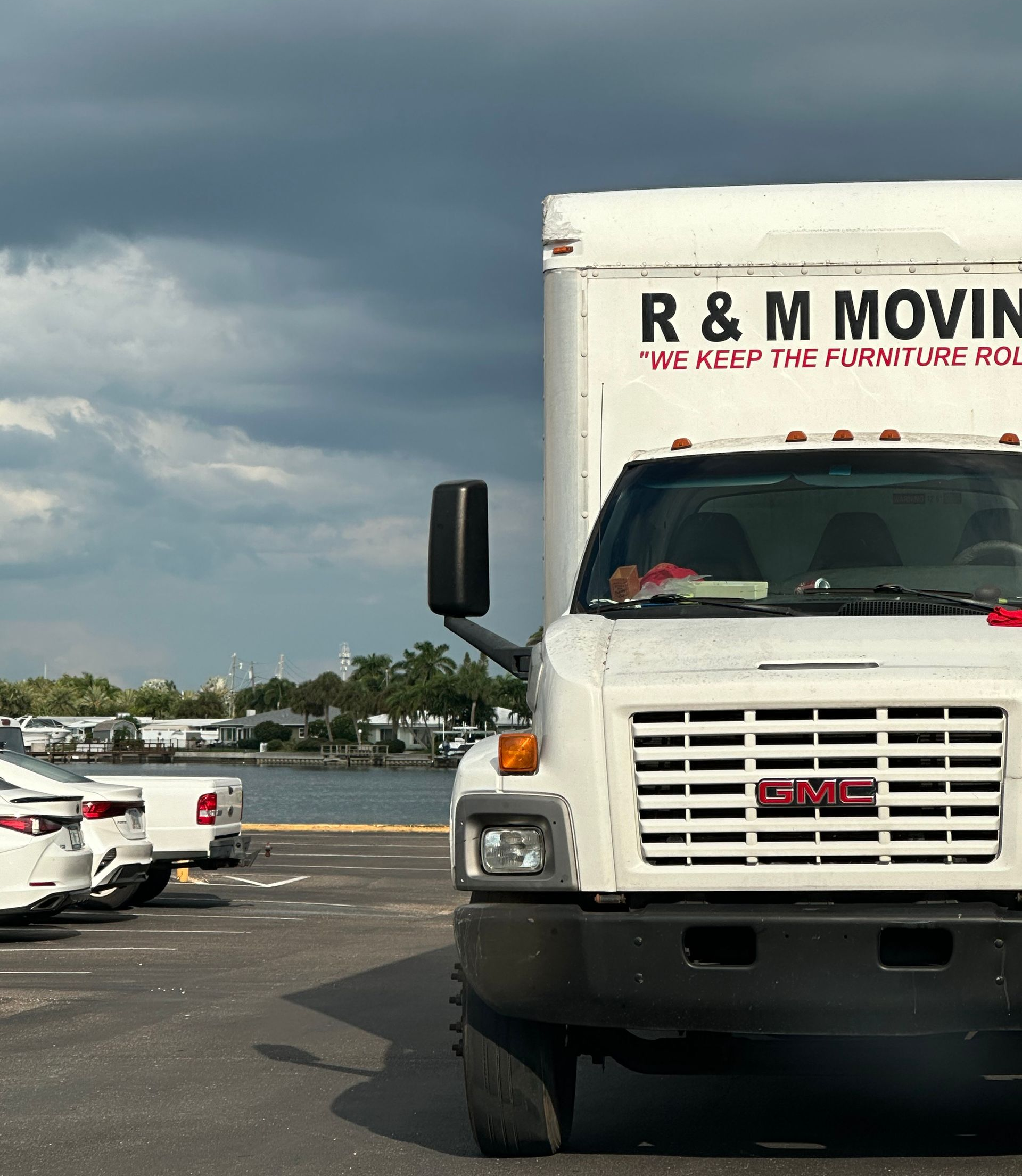 r-and-m-moving