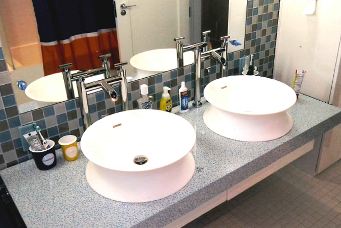 Modern Bathroom Fixtures