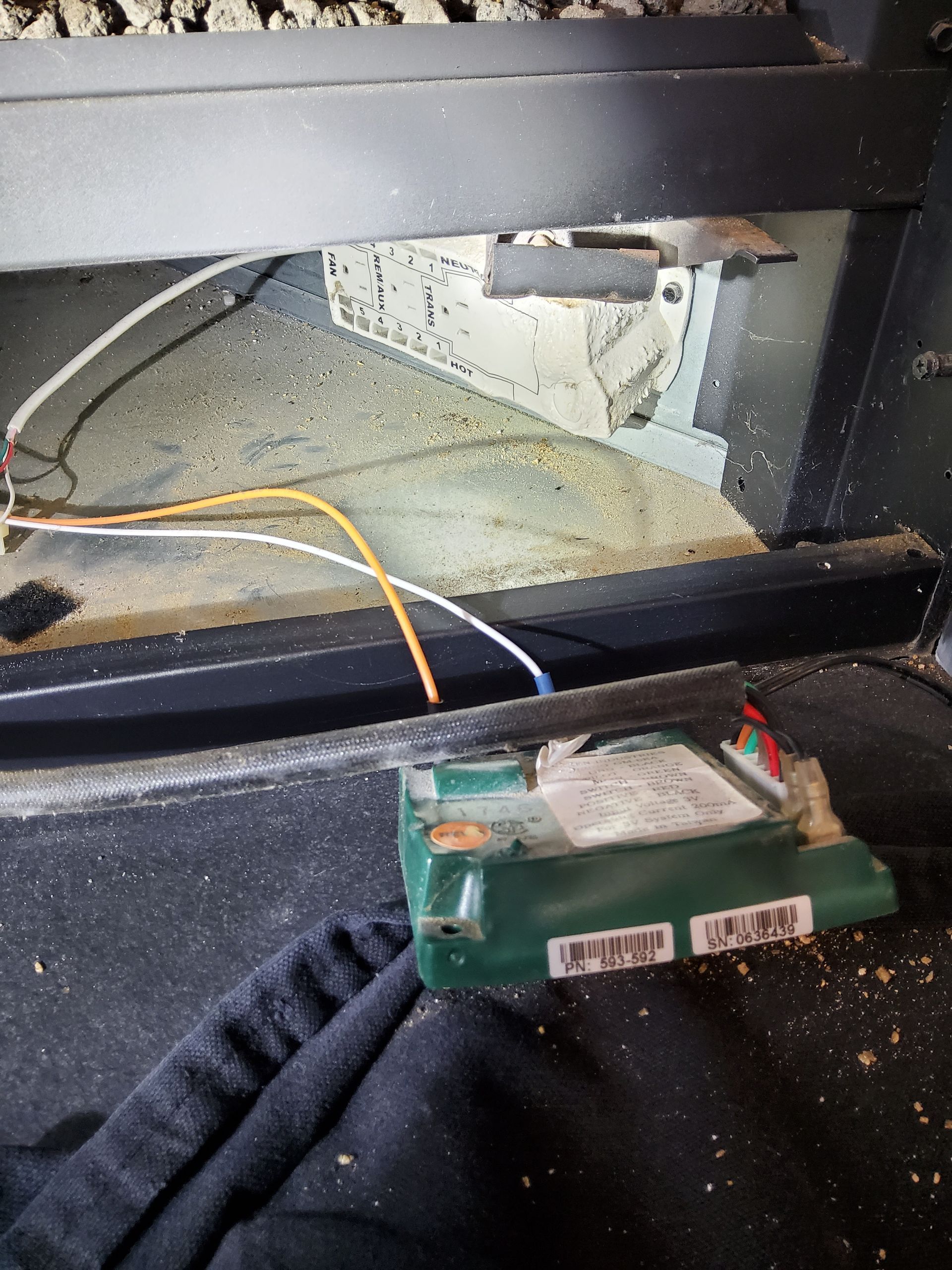 A green box with a label that says ' a ' on it